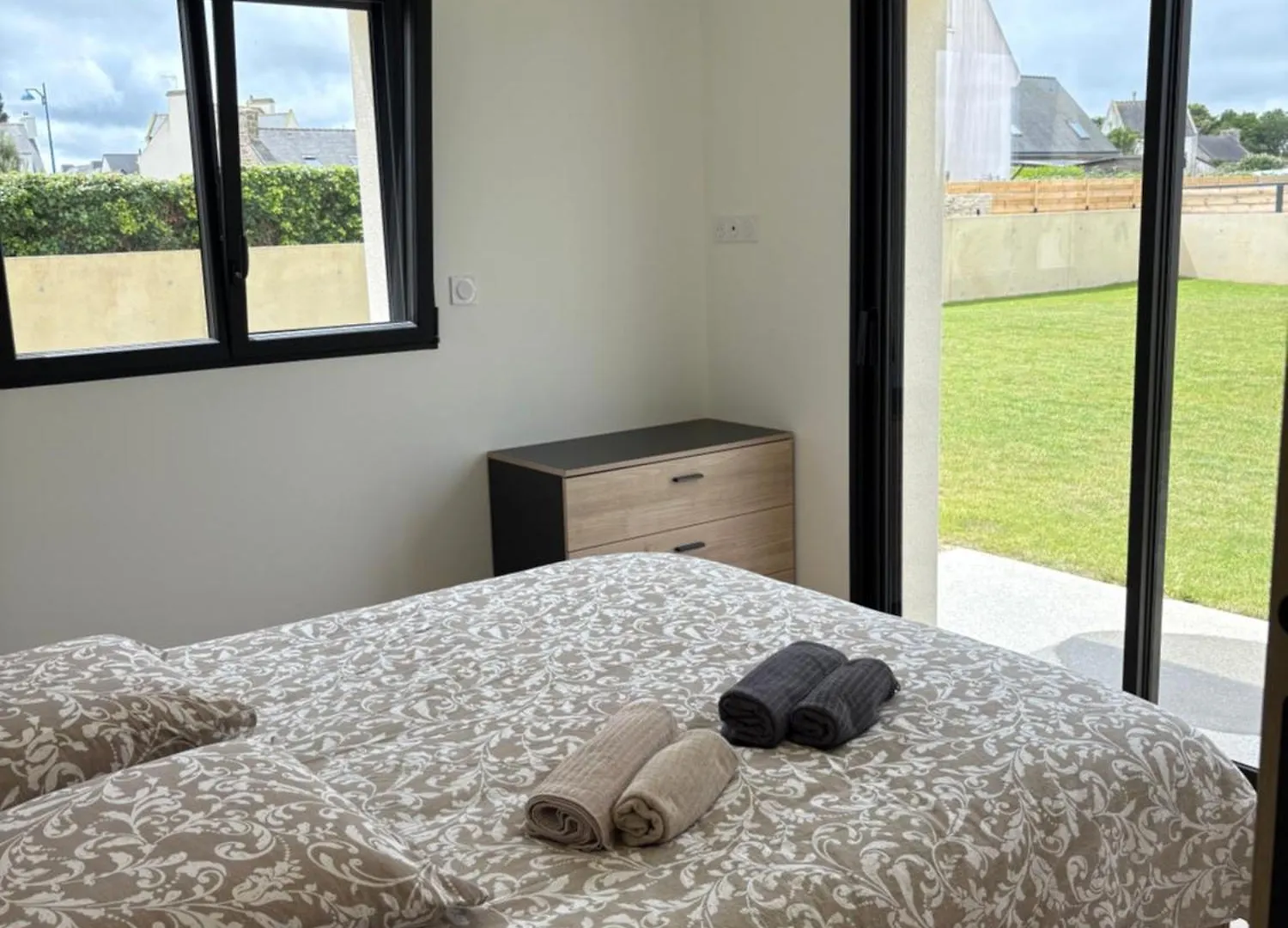 Maison Neuve 4 Chambres Cleder Villa