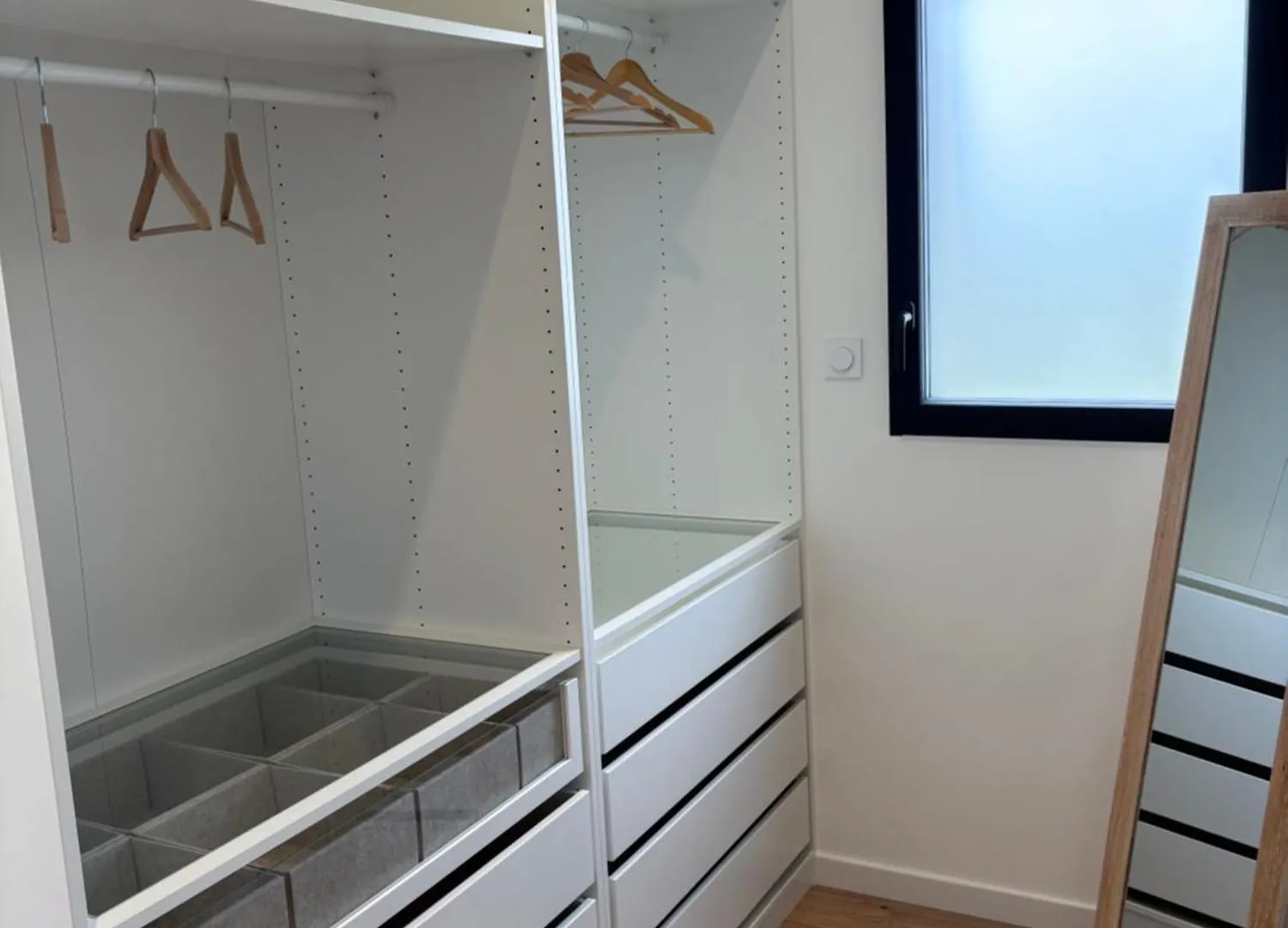 Maison Neuve 4 Chambres Cleder 0*,  France